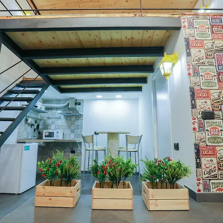 Santa Chiara Maison Apartment