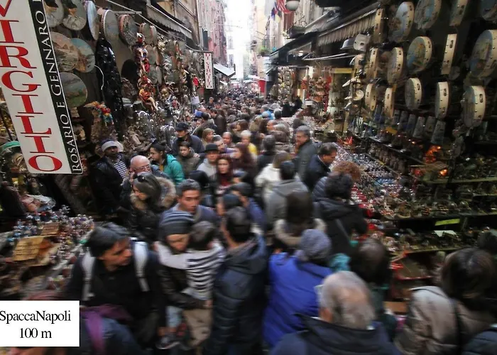 Santa Chiara Maison Lägenhet *